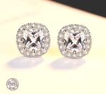 stud-earrings