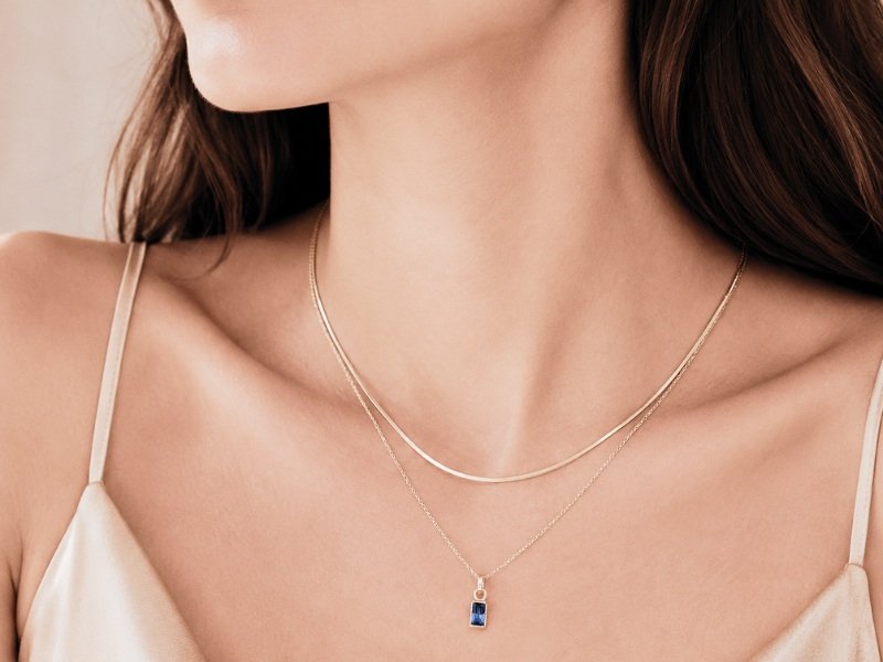 How to Layer Necklaces